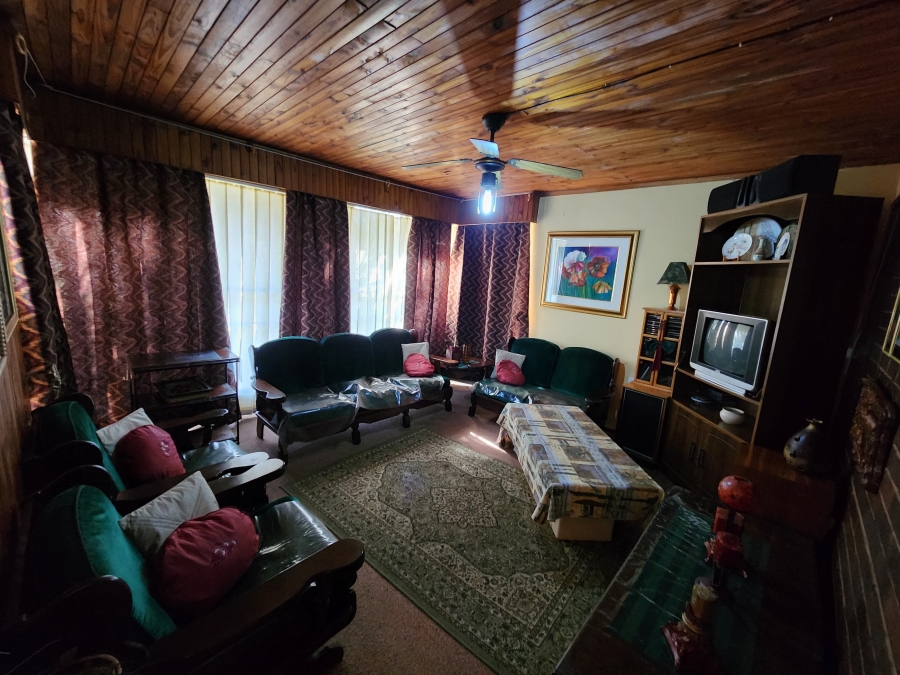 5 Bedroom Property for Sale in Sasolburg Ext 5 Free State